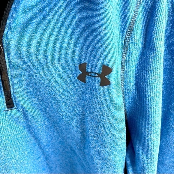 Under Armour 1/4 Zip Pullover - Picture 4 of 5